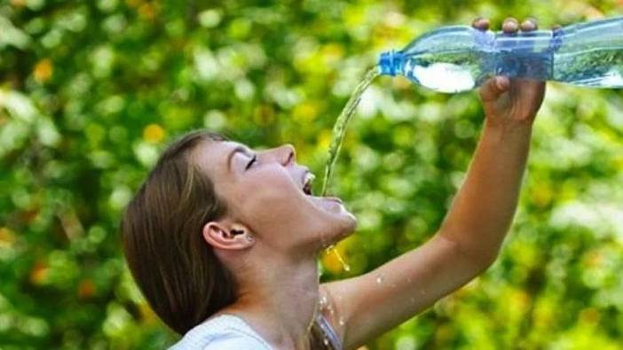 Su nasıl içilmeli? Su doğru içilmezse zararları nelerdir?