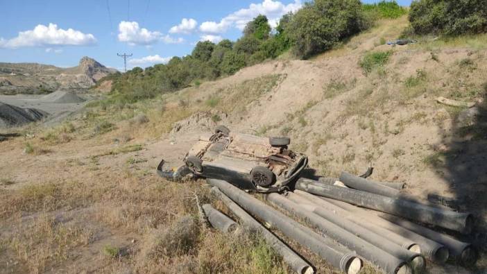 Elazığ’da otomobil şarampole yuvarlandı: 1 ölü, 6 yaralı