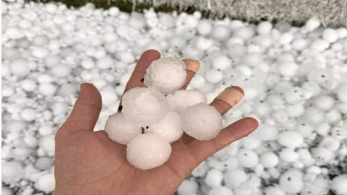 Kayseri'deki dolu yağışı bir kişinin kafasını yardı