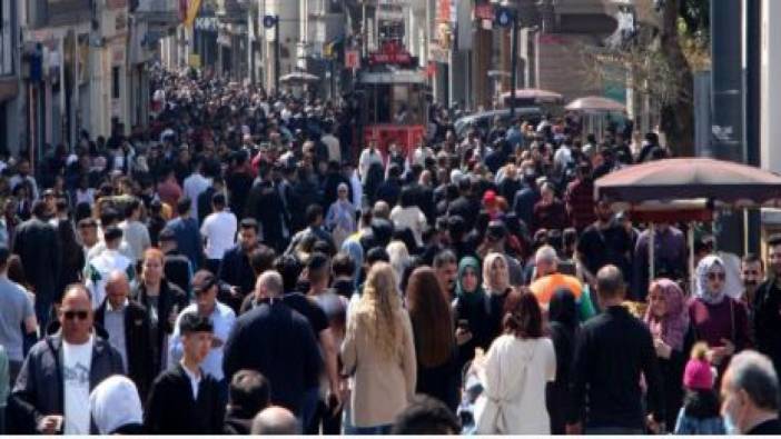 İktidar giden yolun şifresini veren anket. 17 maddeyi çözen tek başına iktidar olur