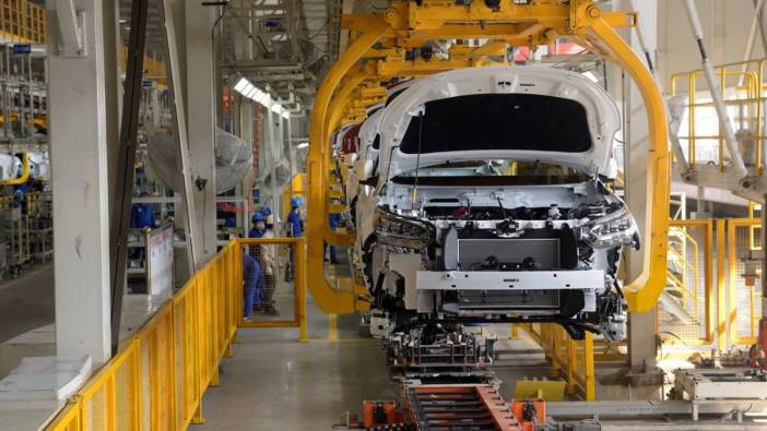 Çin otomobil sektörüne bir darbe daha! 27 ülke rekor vergi getiriyor