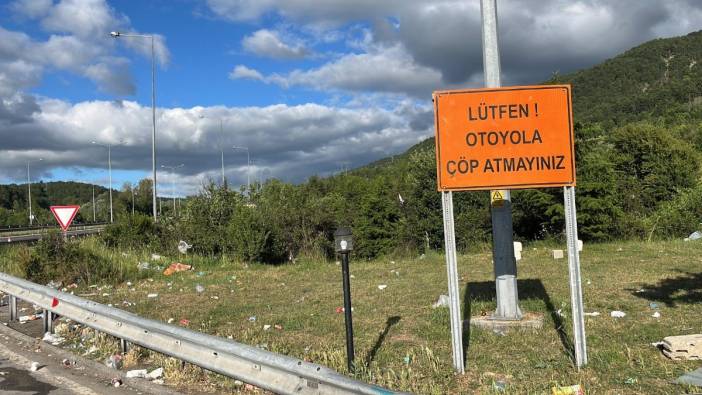 Bolu TEM Otoyolu’nda trafik azaldı, geride tatilcilerin çöpleri kaldı