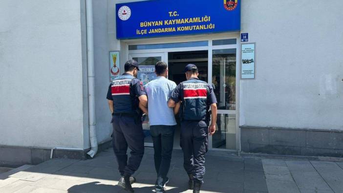 FETÖ’den aranıyordu jandarmadan kaçamadı