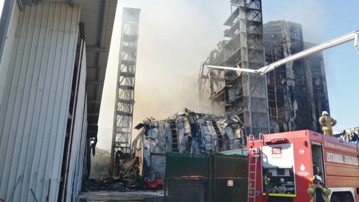 Tuzla’daki fabrika yangını 6 saatte söndürüldü