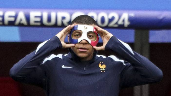 UEFA Mbappe'ye yasak koydu