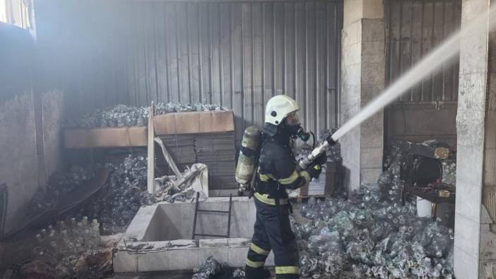 Antakya’da iş yerinde korkutan yangın