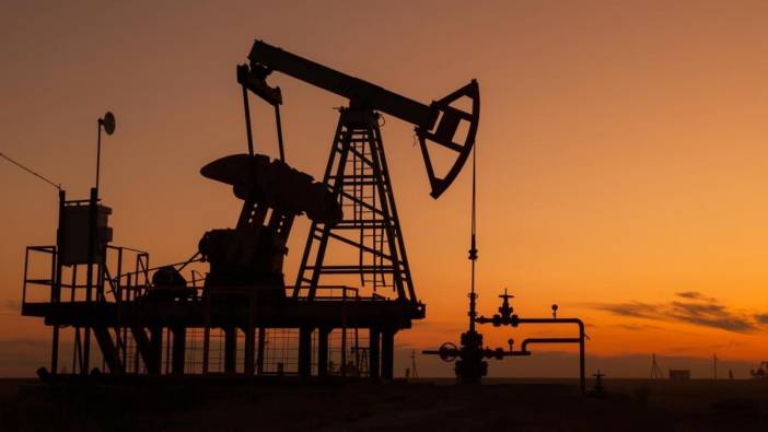 Brent petrolün varil fiyatı 85 doları aştı