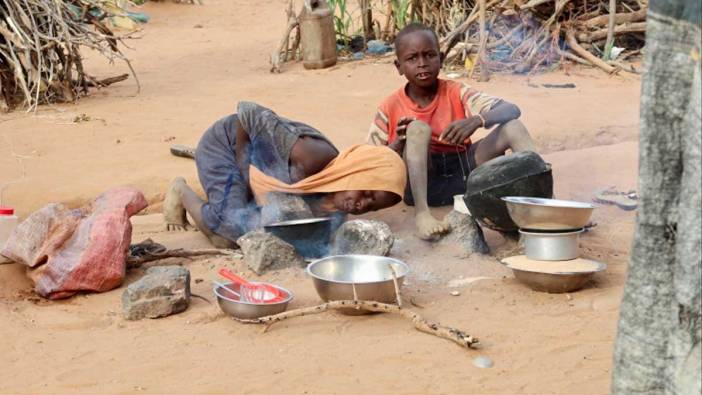 BM "Sudan eşi benzeri görülmemiş açlık felaketiyle karşı karşıya"