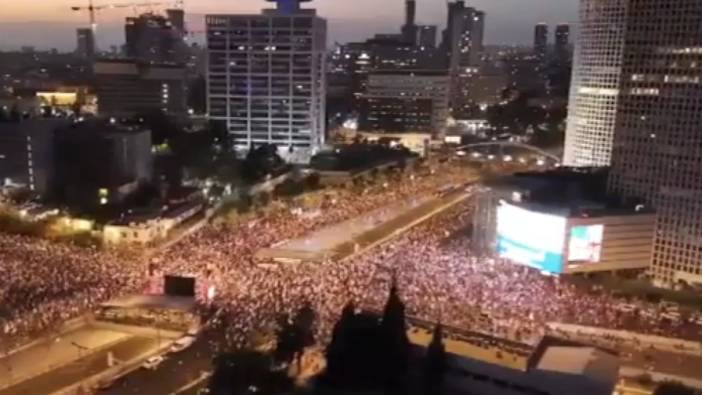 Tel Aviv'de Gazze destekçisi binlerce kişi Netanyahu'ya seslendi: İstifa