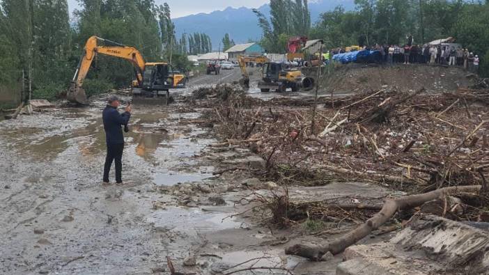 Kırgızistan’daki selde 5 kişi öldü