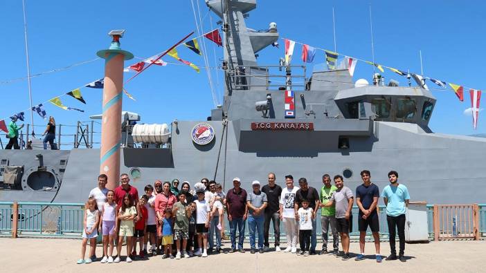 TCG Karataş Gemisi İskenderun'da ziyarete açıldı