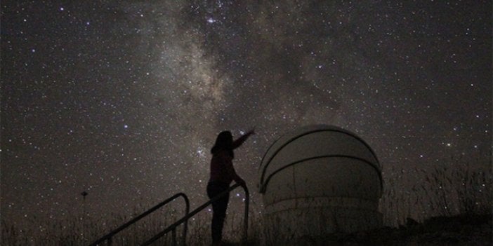 Türk astronomlar "galaksi kümesi" keşfetti