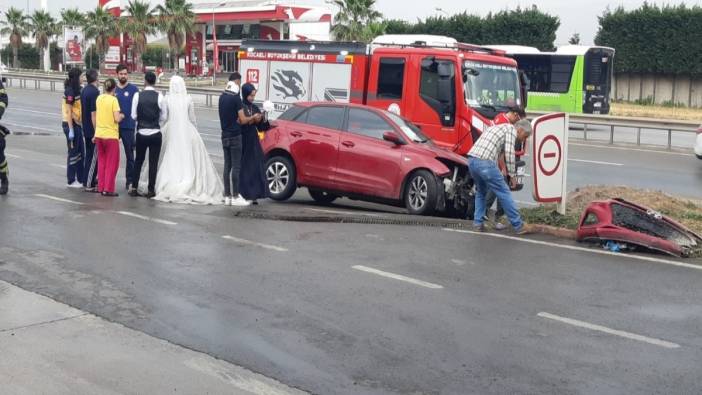 Düğüne saatler kala gelin ve damat kaza yaptı: 5 yaralı