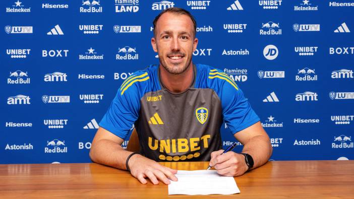 Alex Cairns, Elland Road'a döndü