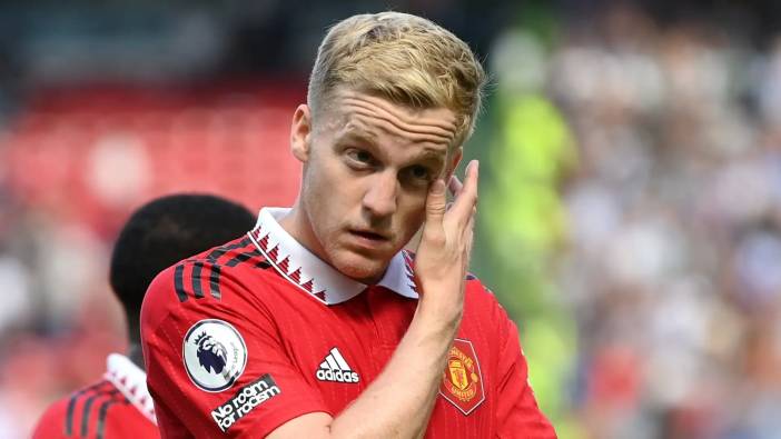 Van de Beek, Manchester United'a veda etti