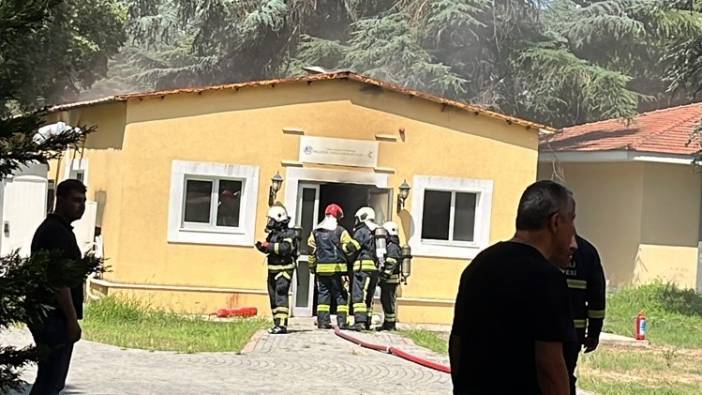 Gebze Teknik Üniversitesi'nde laboratuvarda yangın