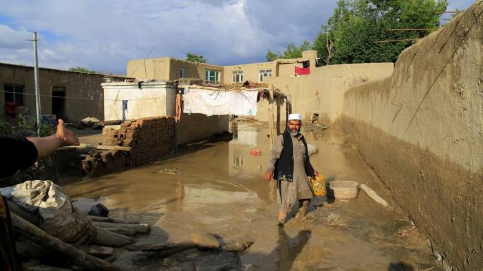 Afganistan'da sel ölüm getirdi: En az 35 kişi hayatını kaybetti