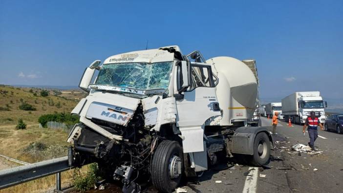 TIR ile tanker çarpıştı! Korkunç kaza