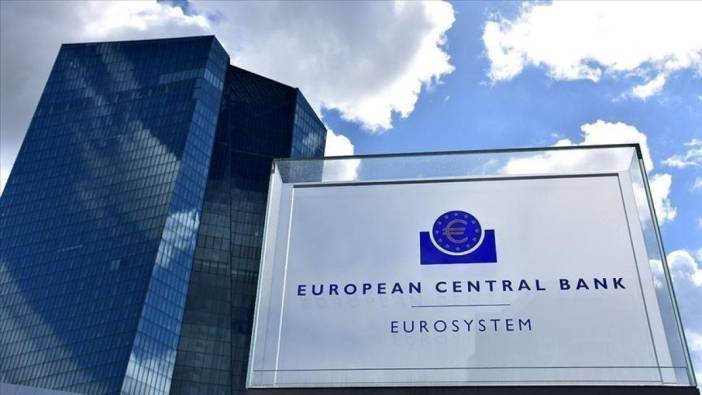 Euro Bölgesi'nde kamu borcu arttı