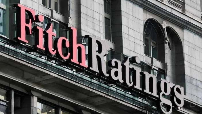 Fitch, Azerbaycan'ın kredi notunu yükseltti