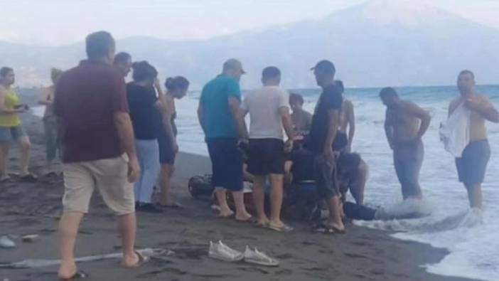 Hatay'da iki kişi denizde boğuldu