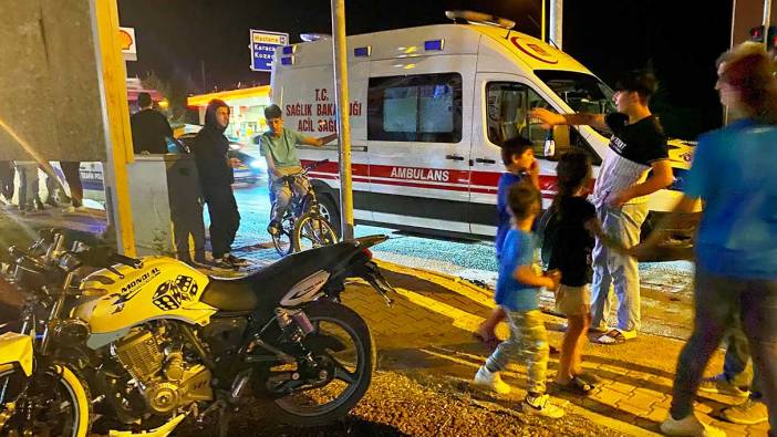 Ambulansla motosiklet çarpıştı