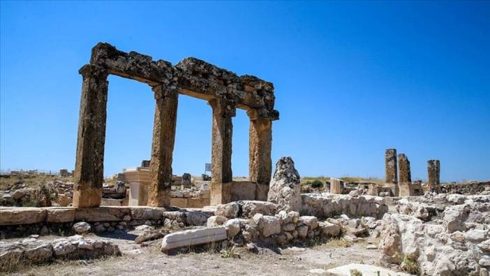 Tanrıça Demeter Tapınağı ayağa kalkıyor