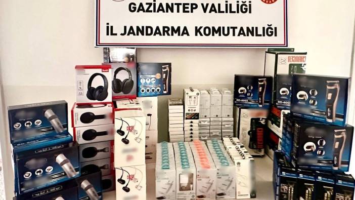 700 bin liralık kaçak ürünler yakalandı