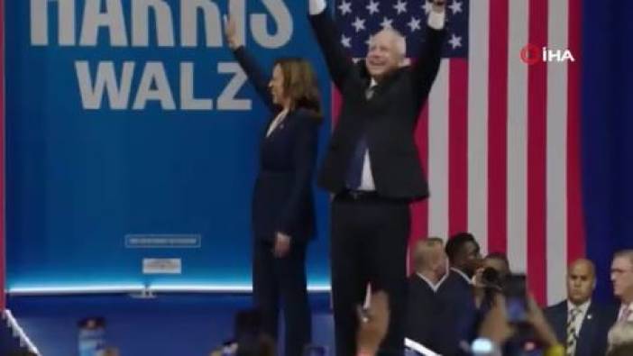 Kamala Harris başkan yardımcısı adayı Tim Walz ile ilk seçim mitingini yaptı