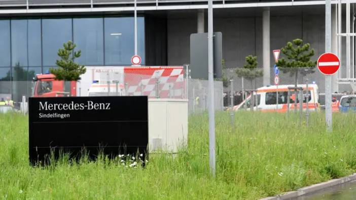 Mercedes-Benz fabrikasında ölümcül kaza