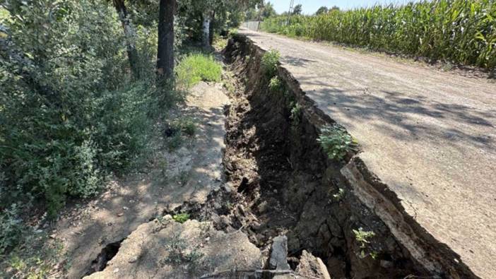 Tunca Nehri kenarındaki yol çöktü