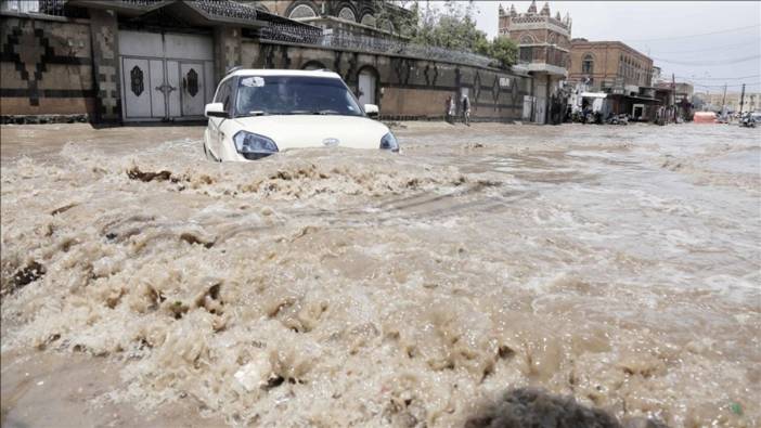 Yemen'in batısında meydana gelen selde 45 kişi yaşamını yitirdi