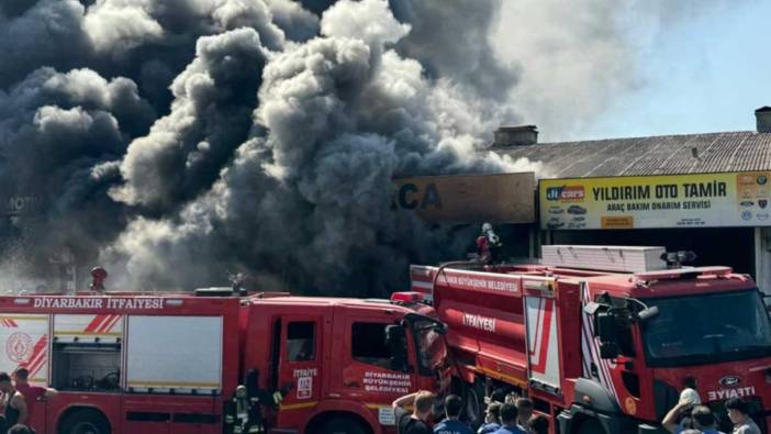 Diyarbakır'da sanayi sitesinde yangın