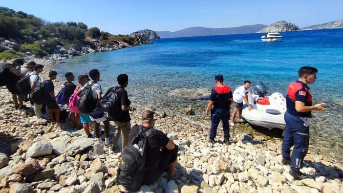 Marmaris'te 20 kaçak göçmen yakalandı