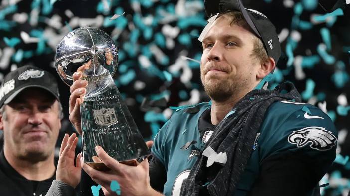 Nick Foles emekli oldu