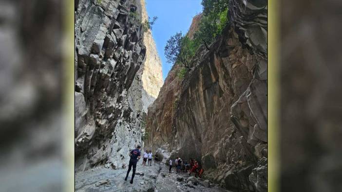 Saklıkent Kanyonu’nda düşen kaya parçası 2 turisti yaraladı