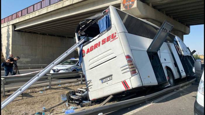 Ankara Polatlı'da otobüs kazasında hayatını kaybedenlerin sayısı 11 oldu