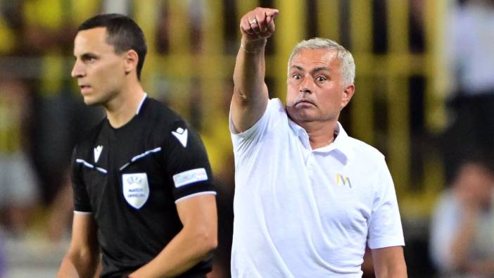 Mourinho'nun çileden çıktığı anlar. Adeta çıldırdı