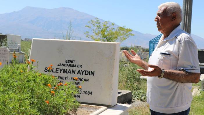 Teröre verilen ilk şehit Süleyman Aydın, kabri başında anıldı