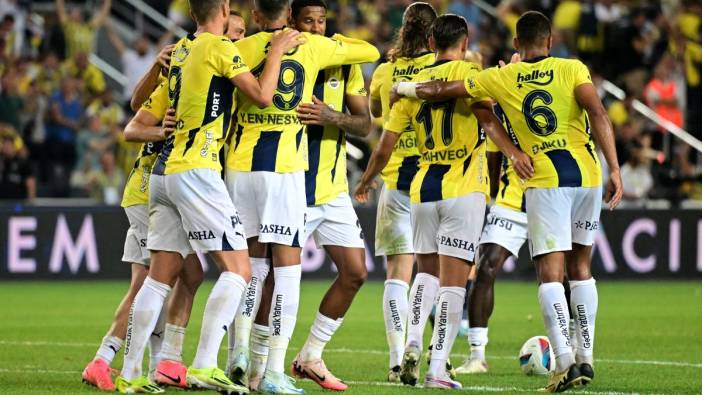 Fenerbahçe'nin Göztepe maçı 11'inde büyük sürpriz. Mourinho ters köşe yaptı