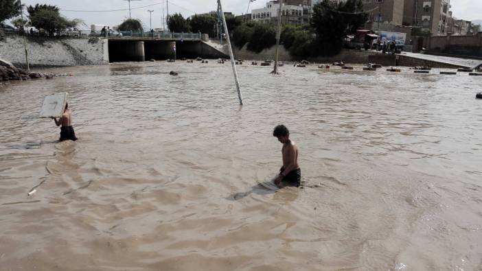 Yemen'de sel felaketi: 6 kişi öldü, 430 ev yıkıldı