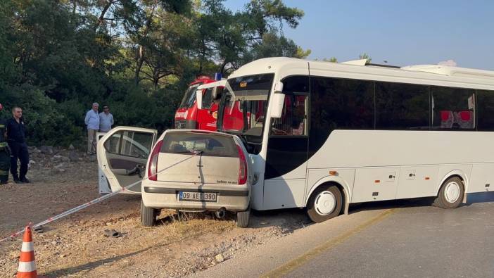 Bodrum'da otomobil ile minibüs çarpıştı: 1 ölü, 1 yaralı