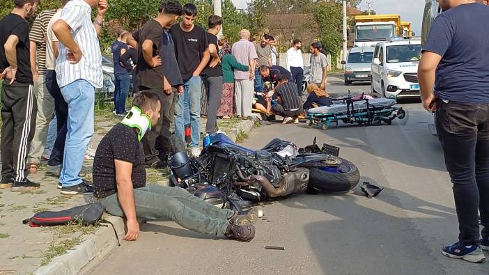 Çarpışan motosikletler metrelerce savruldu