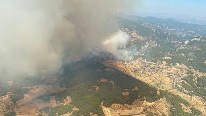 Muğla’daki orman yangınını söndürme çalışmaları devam ediyor