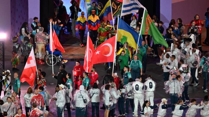 Paris 2024 Paralimpik Oyunları'nda kapanış töreni yapıldı