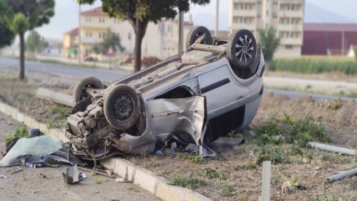 Takla atan araçtan kıl payı kurtuldular