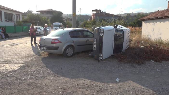 Amasya'da 2 otomobil çarpıştı: 2 yaralı