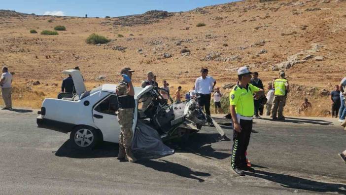 Hatay’da beton mikseri ile çarpışan otomobil hurdaya döndü: 1 ölü, 1 Yaralı