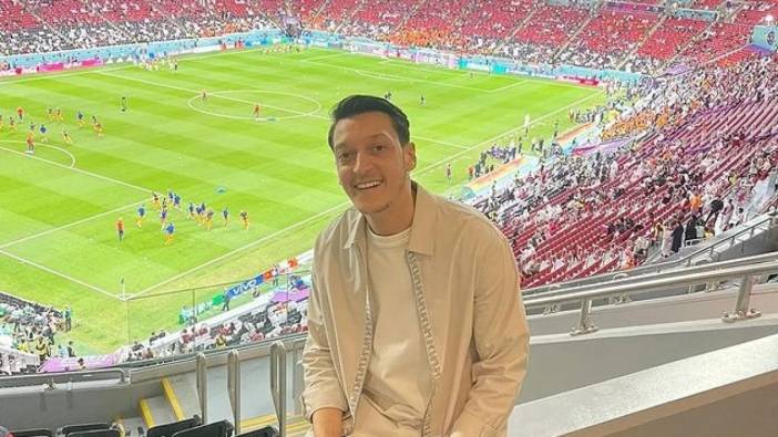 Mesut Özil'in yeni mesleği belli oldu