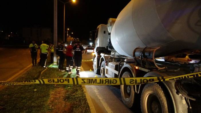 Yola fırlayan 3 yaşındaki çocuk beton mikserinin altında kaldı